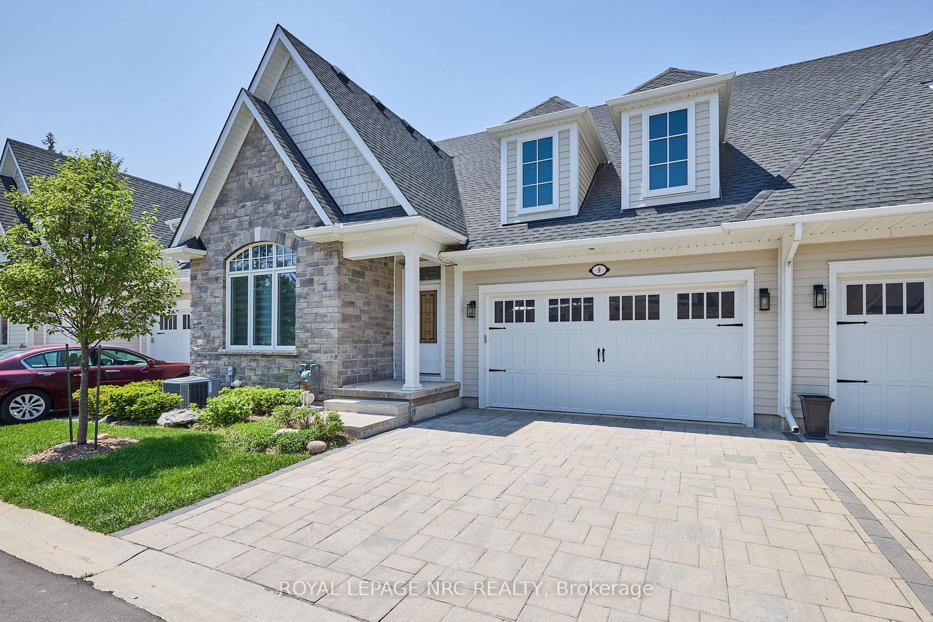 9 Sassafras Row — photo 1