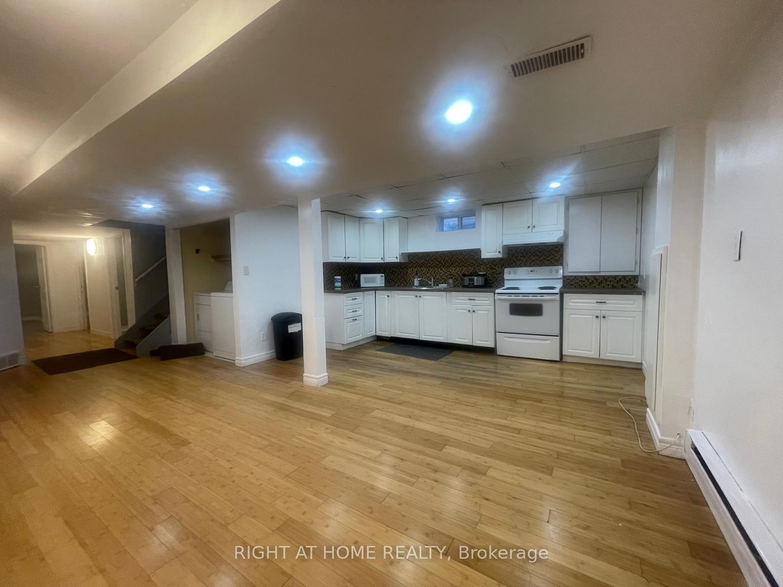 135 Northgate Drive (Basmt) #(Basmt), Welland — Semi-Detached for lease, photo 1