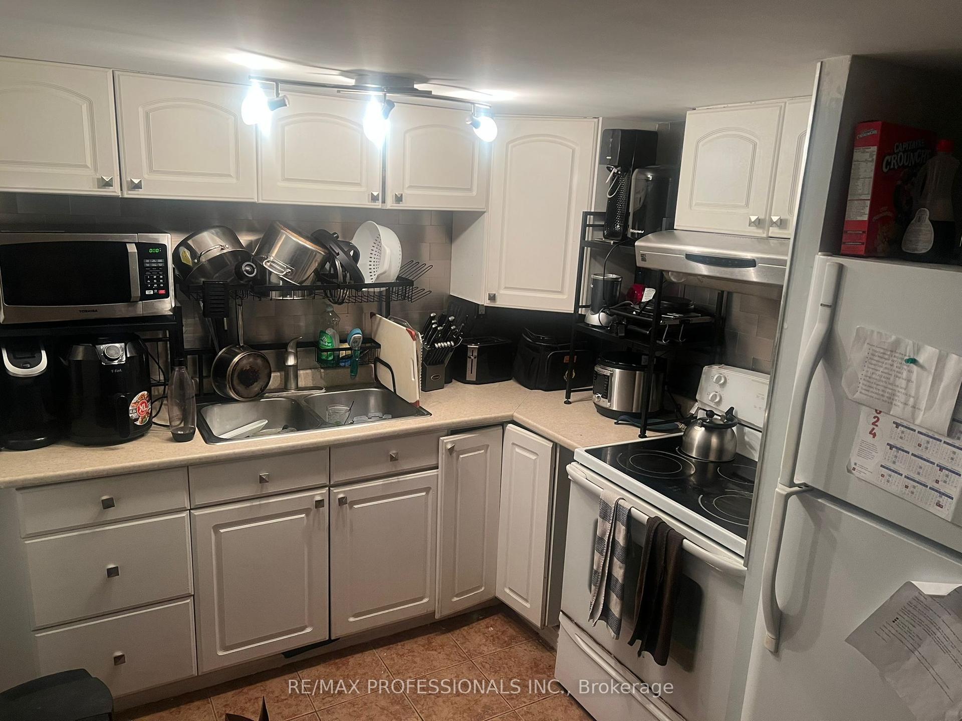 7 Blaketon Court BSMT #BSMT — photo 1