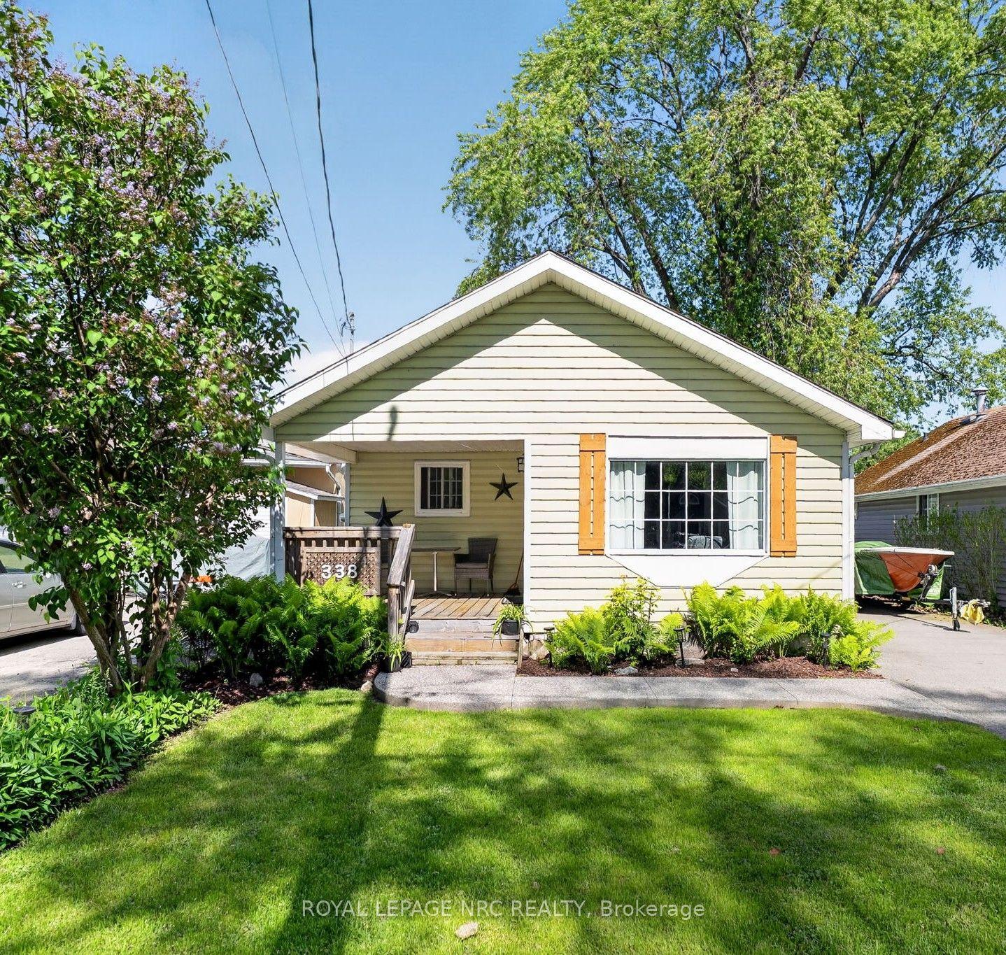 338 Dovercourt Road — photo 1