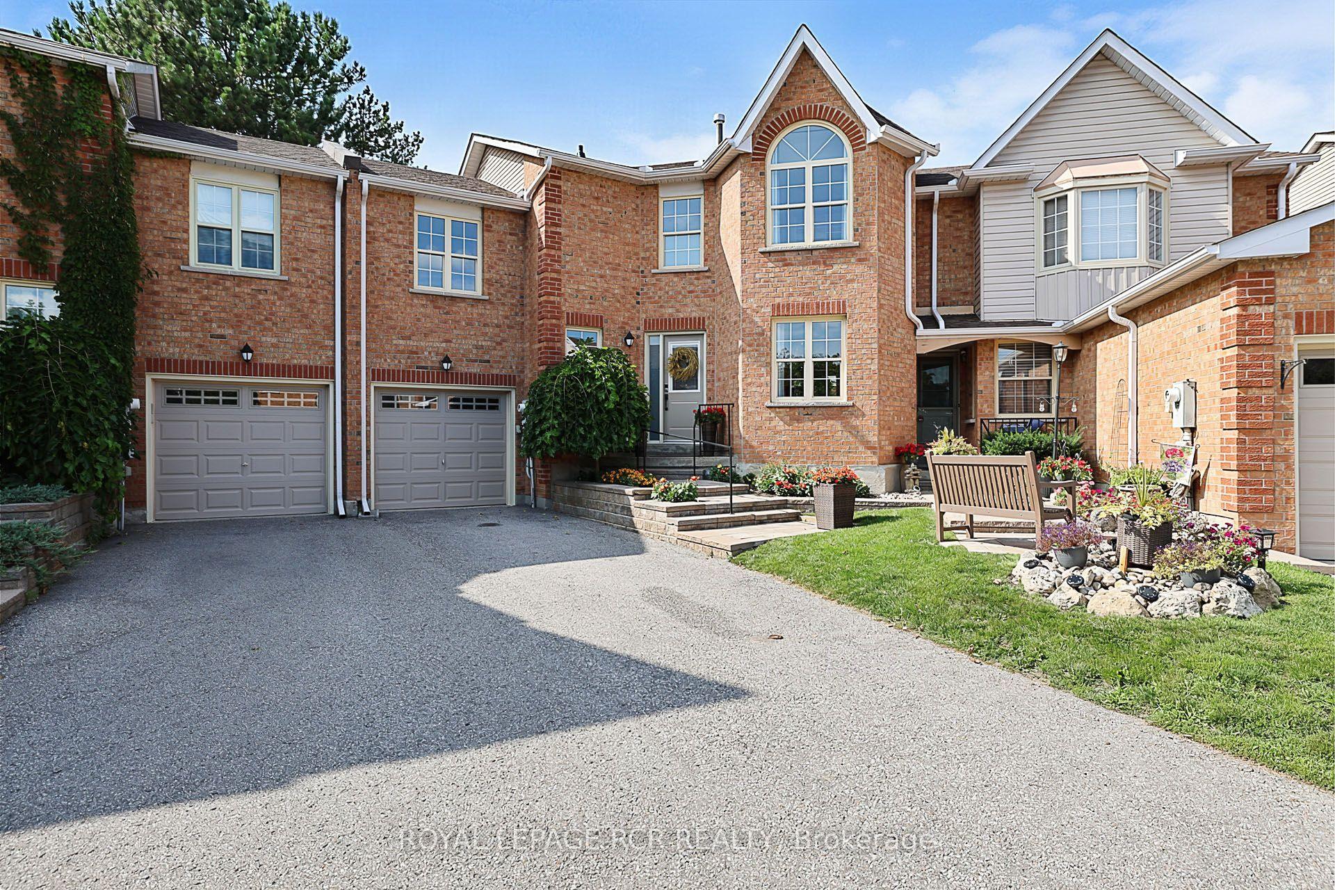 411 Butler Court, Aurora — Condo Town for sale, photo 1