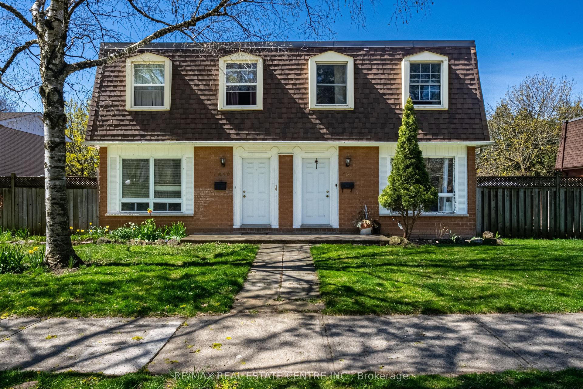 648 Francis Road — photo 1