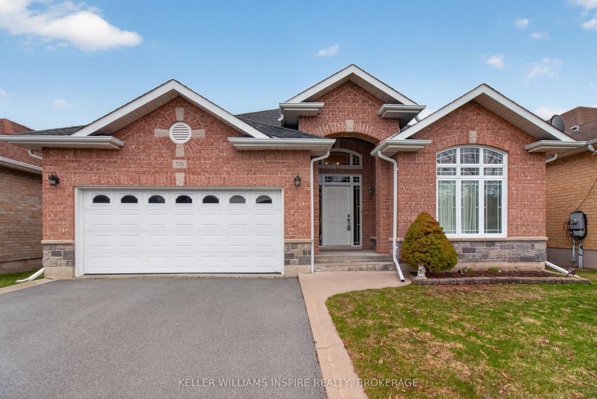 520 Sydney Street — photo 1