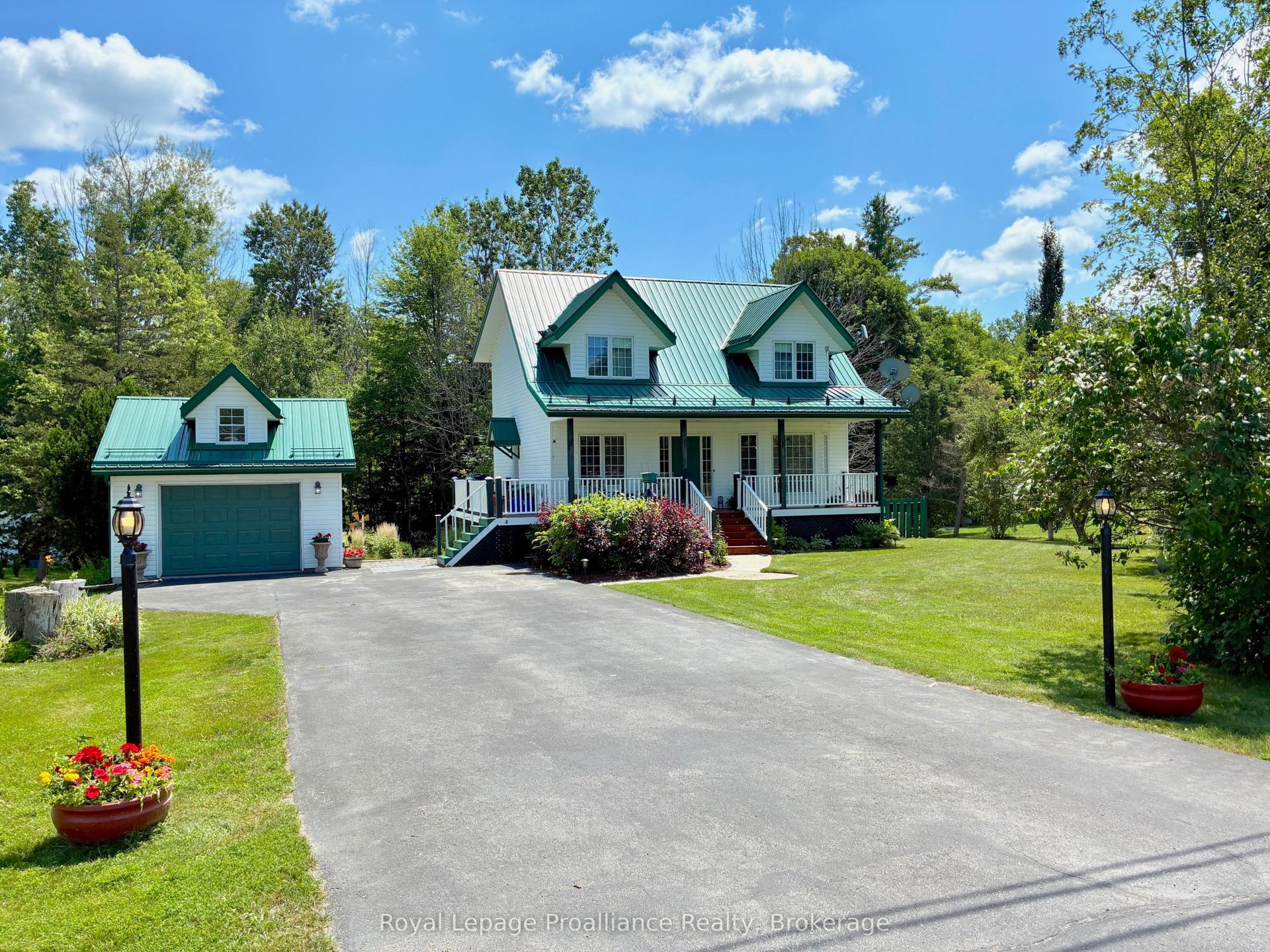 155 Downs Road, Quinte West — Detached for sale, photo 1