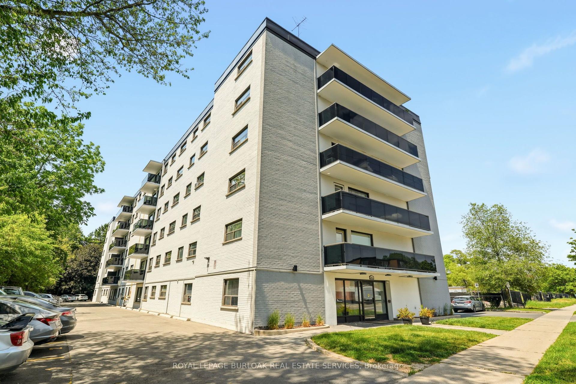 2411 New Street 201 #201, Burlington — Condo for sale, photo 1