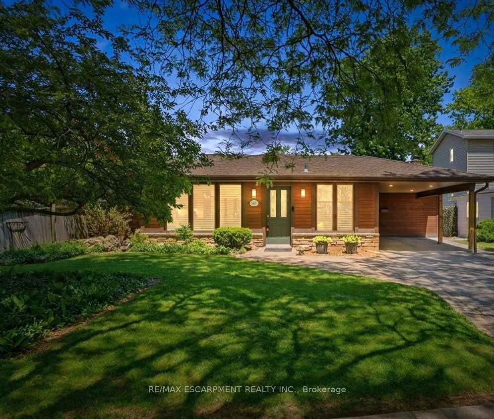 563 Elwood Road — photo 1
