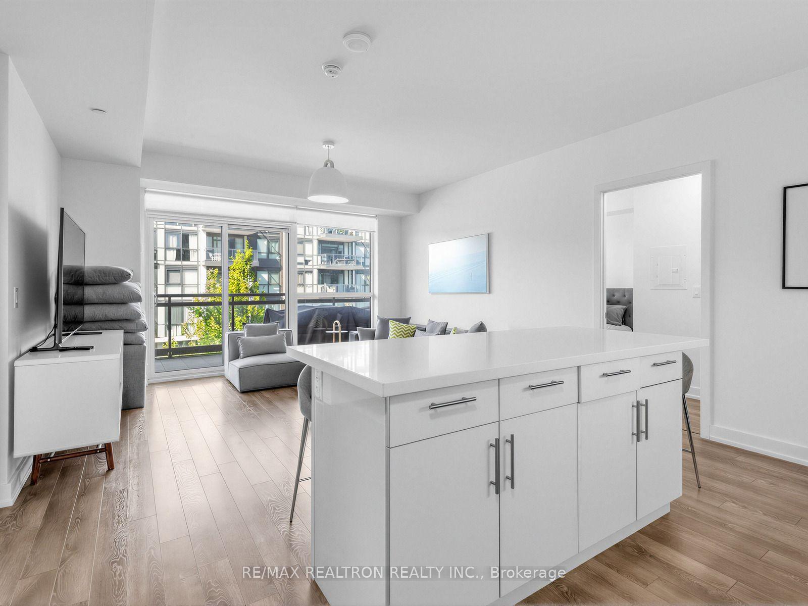 333 Sea Ray Avenue D212 #D212, Innisfil — Condo for lease, photo 1