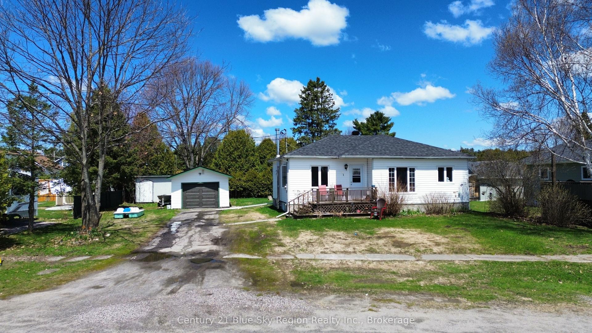 21 Gingras Avenue — photo 1