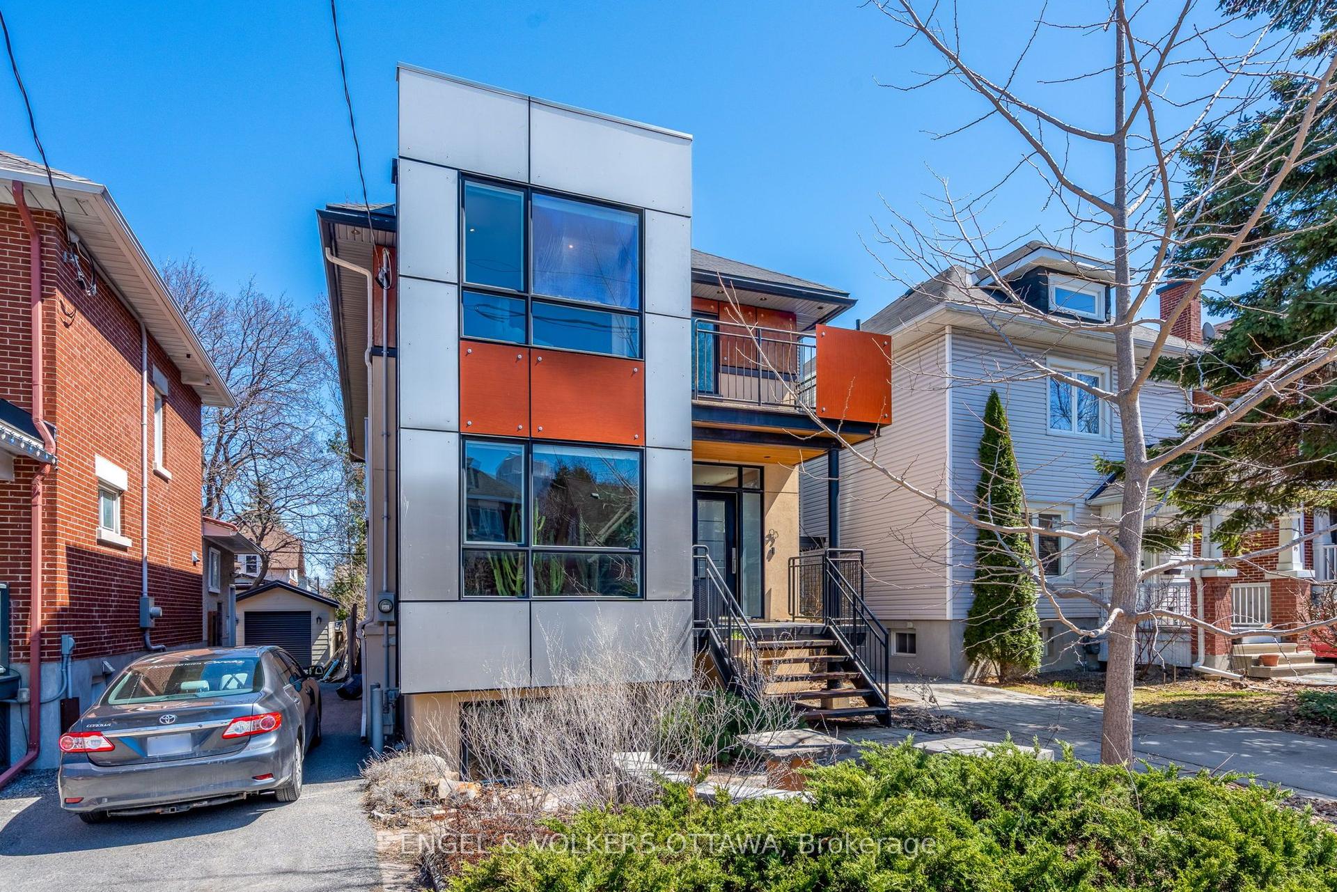 93 Gilchrist Avenue — photo 1