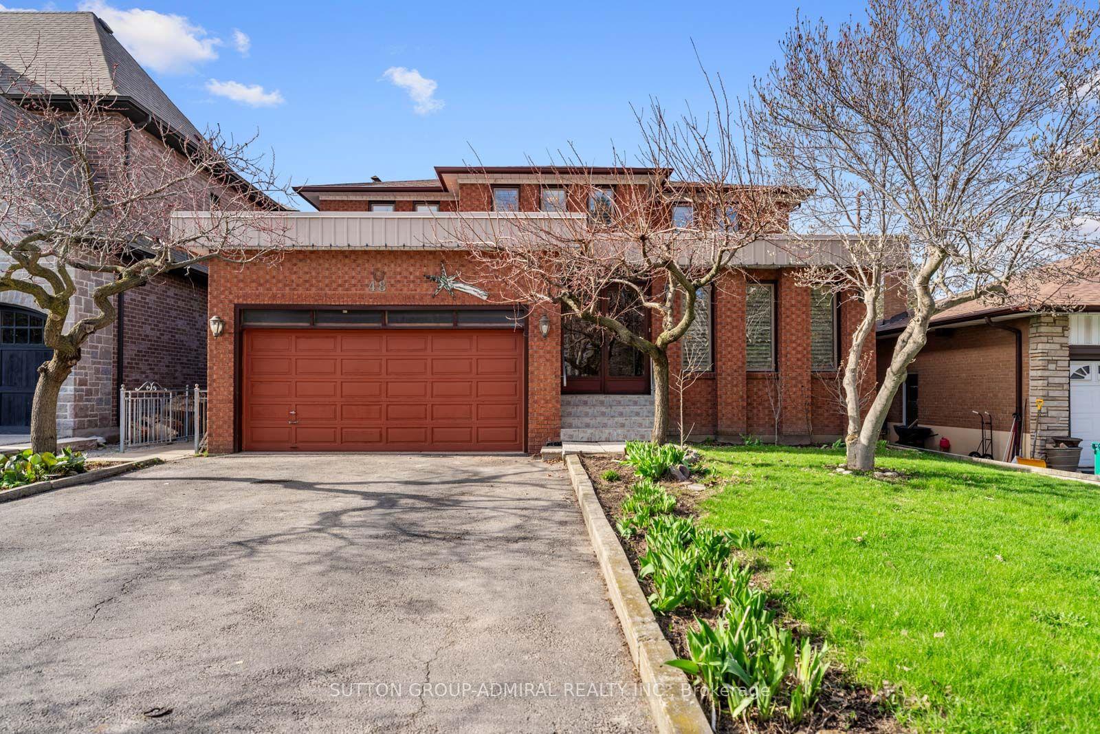 48 Weldrick Road W — photo 1