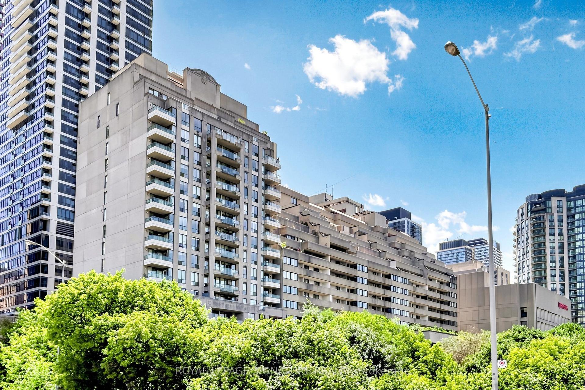 388 Bloor Street E 1801 #1801, Toronto — Condo for sale, photo 1