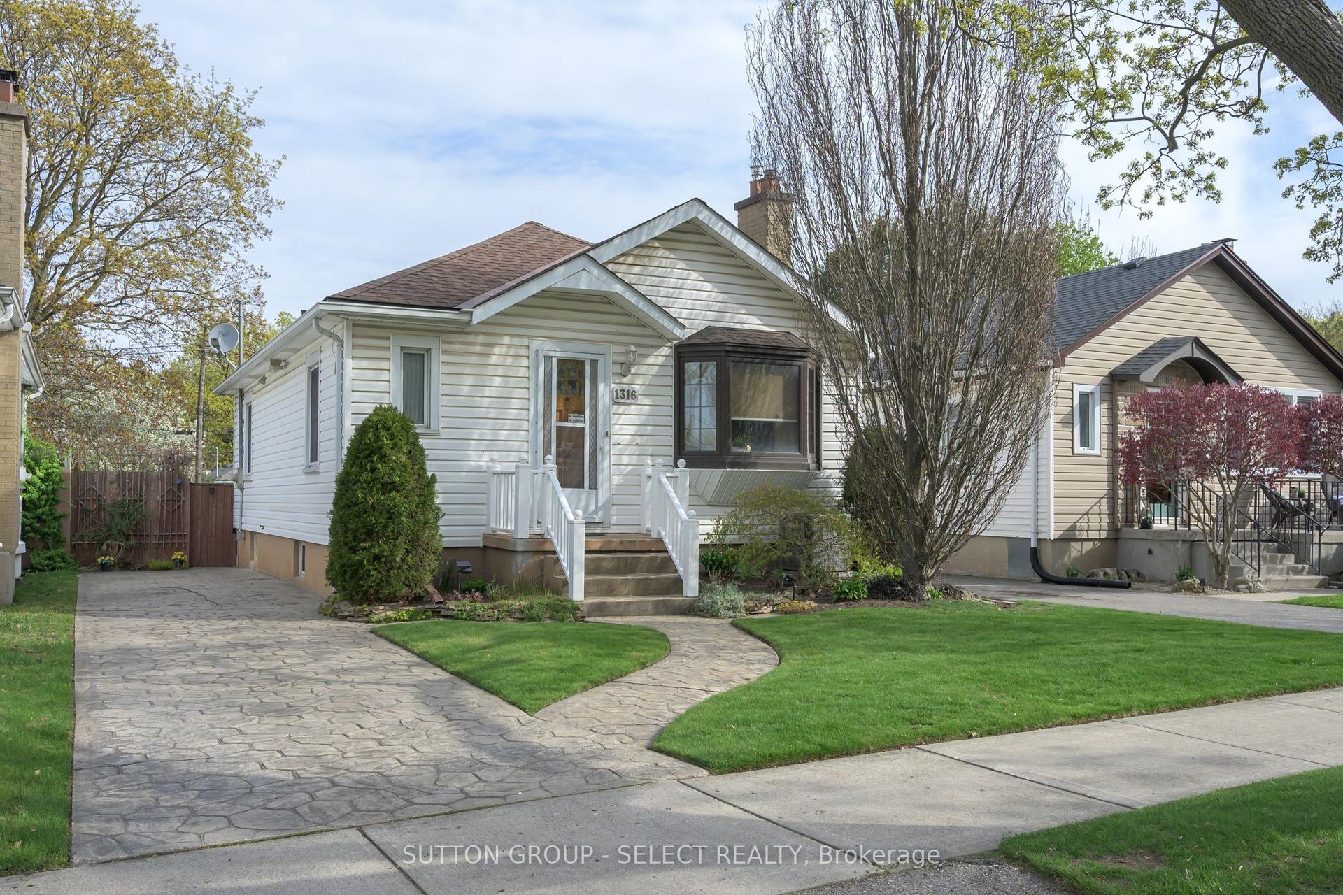 1316 Langmuir Avenue, London East — Detached for sale, photo 1