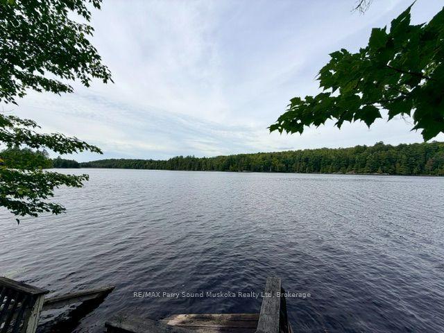 220 East Whalley Lake Road E, Magnetawan — Detached for sale, photo 1