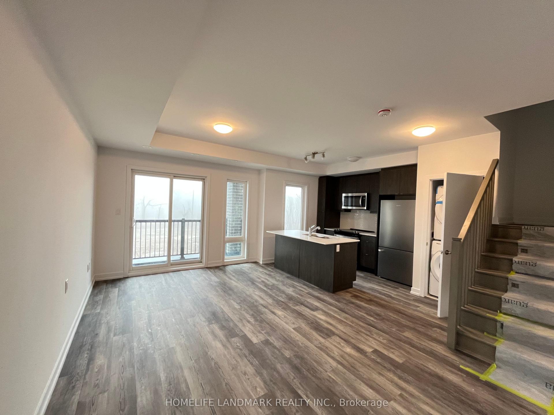3 Bancroft Lane 206 #206 — photo 1