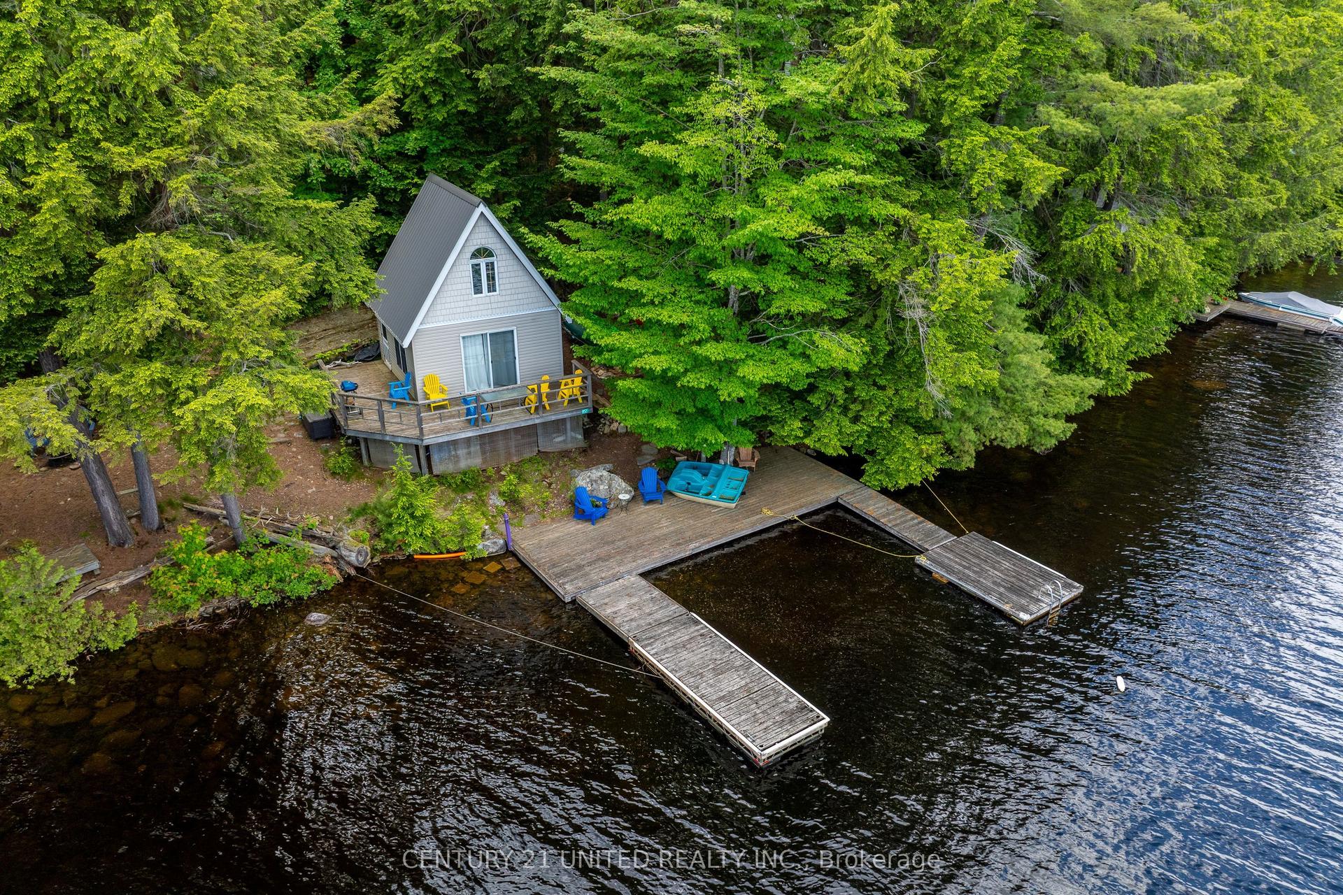 852 Isl 8 Catchacoma Lake Island, Trent Lakes — Detached for sale, photo 1
