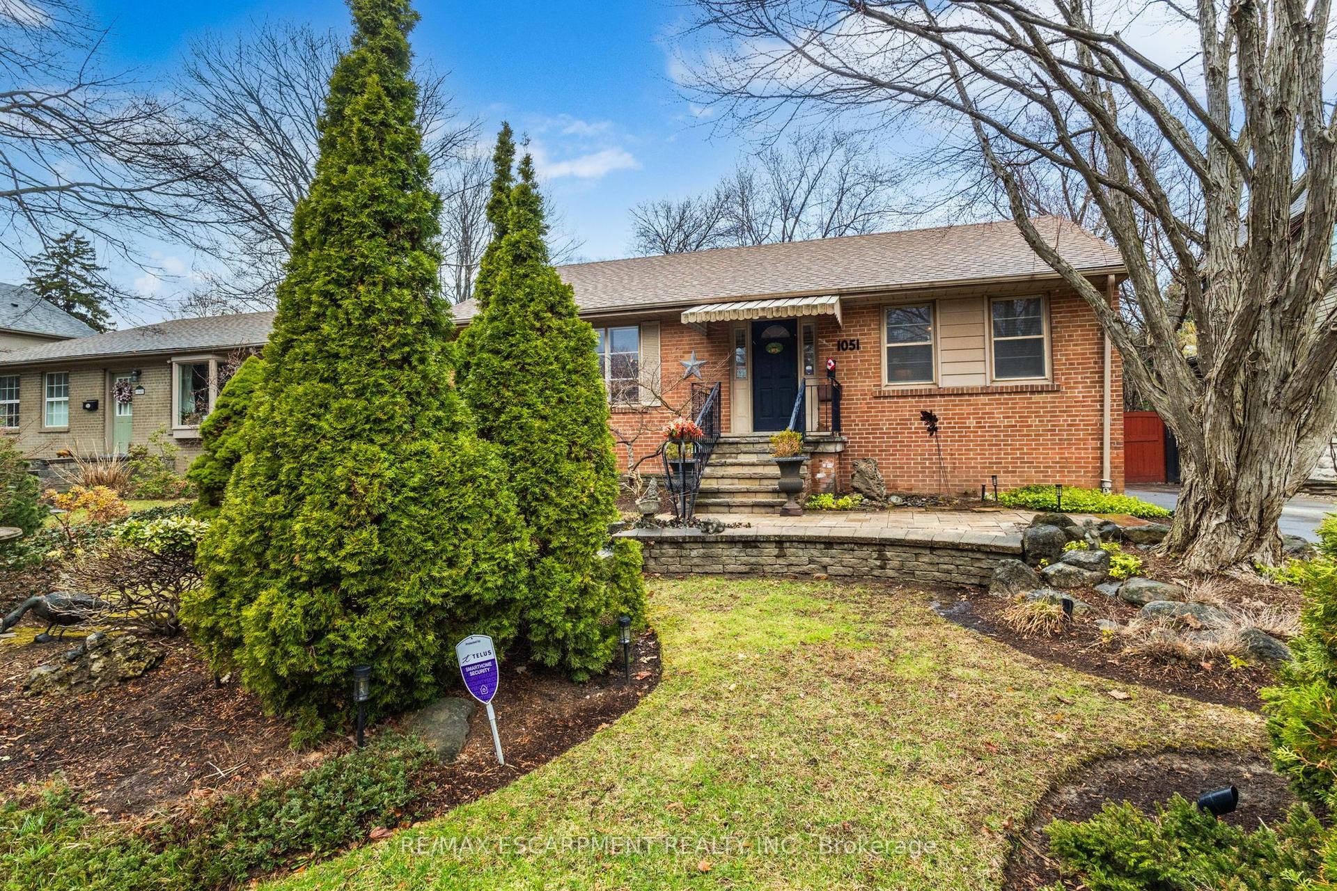 1051 Melvin Avenue — photo 1