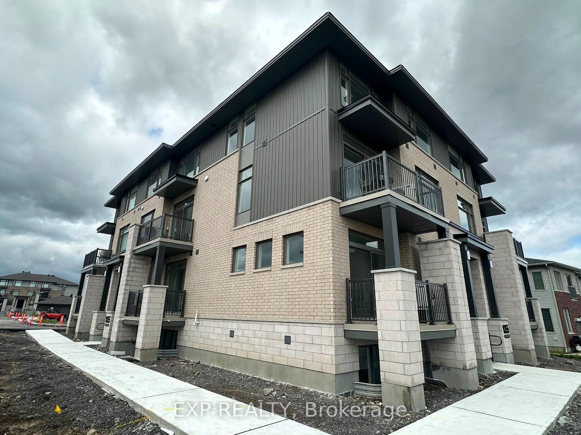 1055 Cedar Creek Drive J #J, Blossom Park - Airport and Area — Condo Town for lease, photo 1