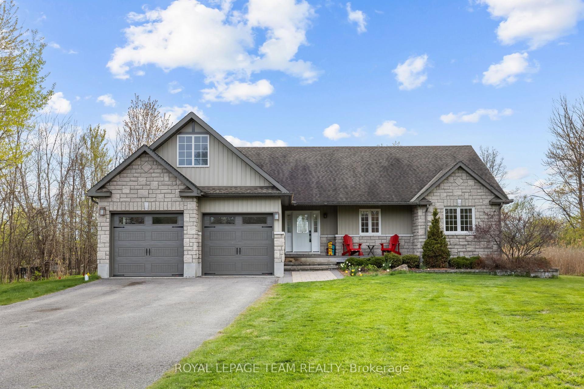53 D'arcys Way — photo 1