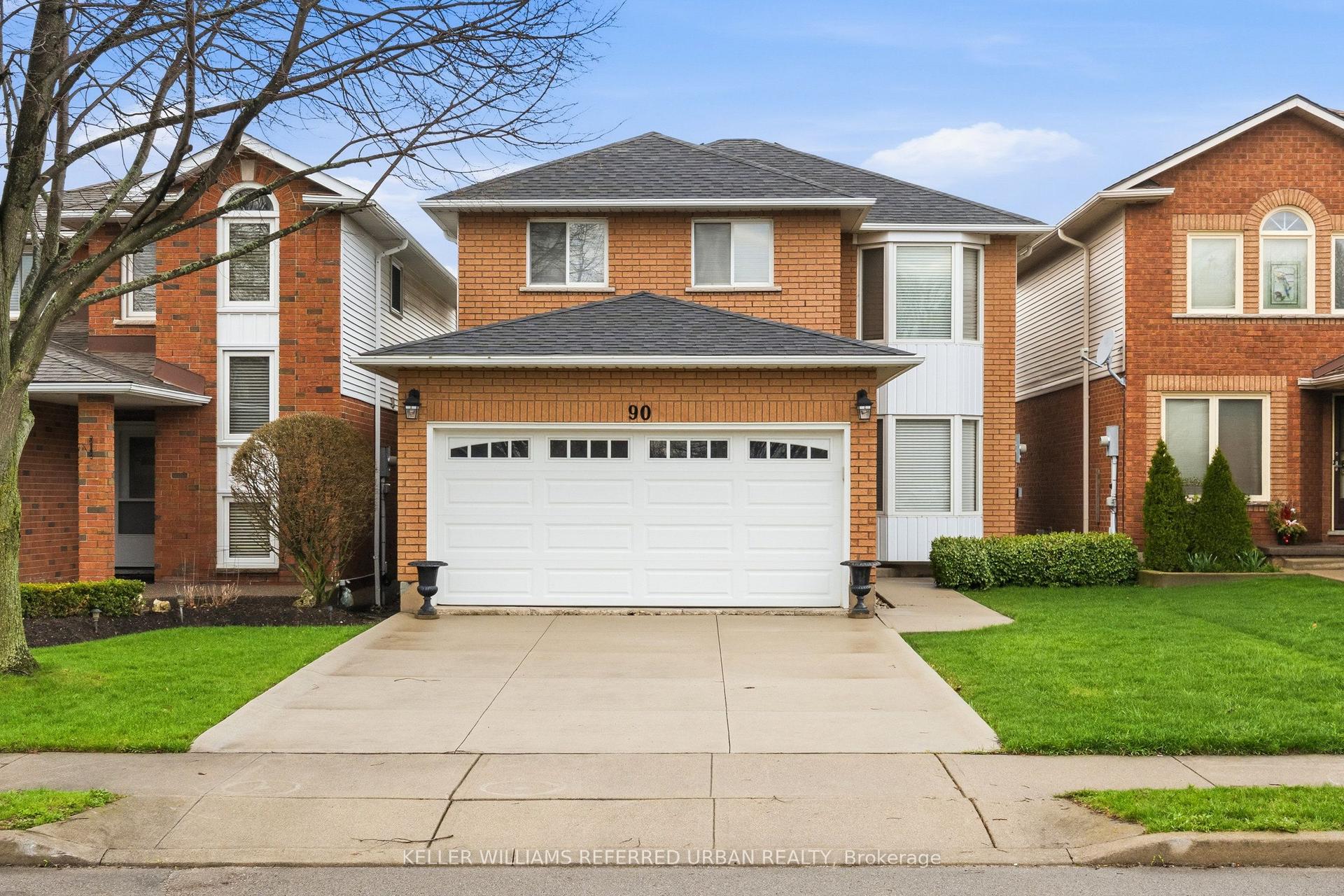 90 Lynette Drive — photo 1