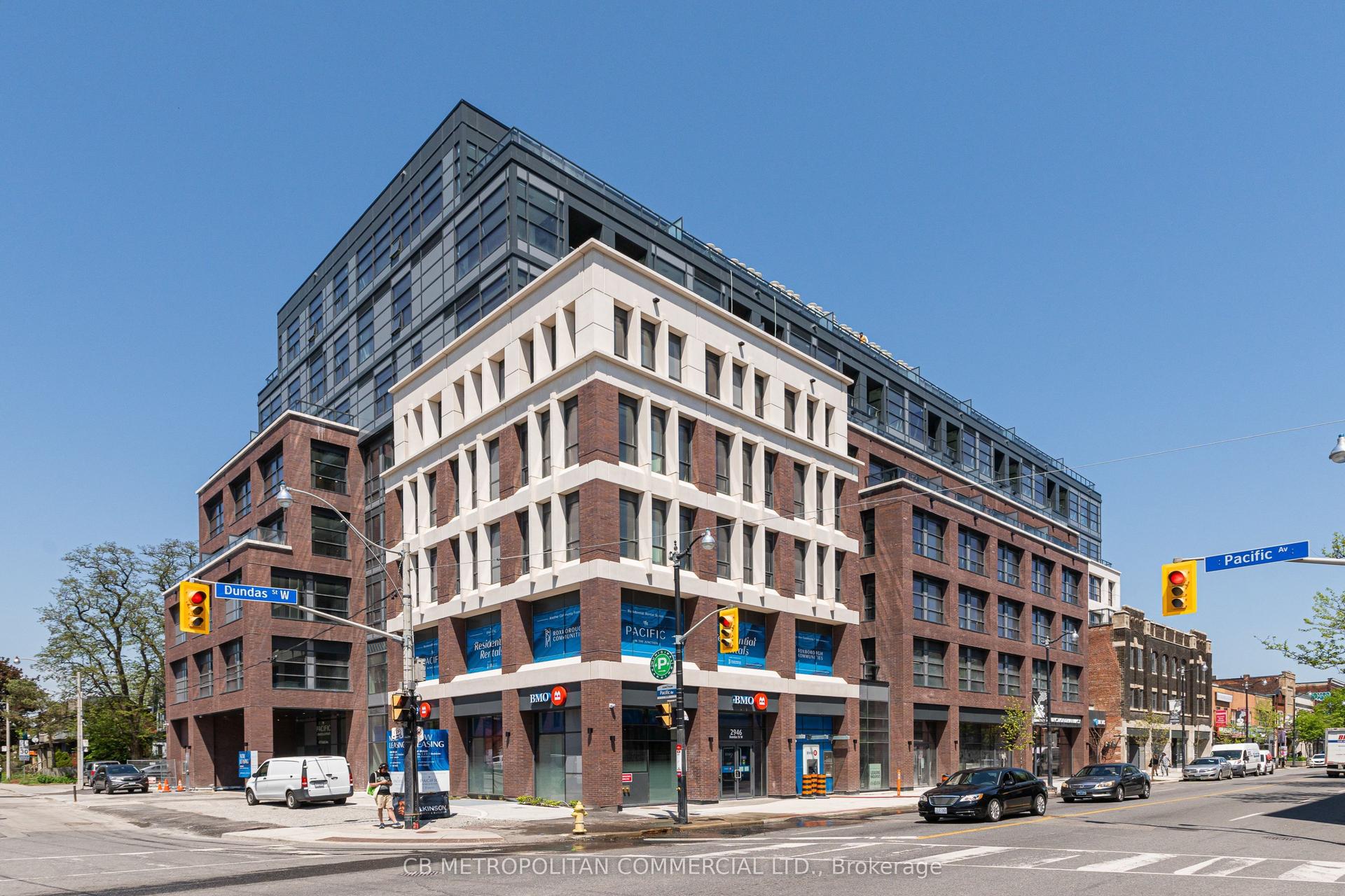 2946 Dundas Street West Street W 516 #516, Toronto — Condo for lease, photo 1