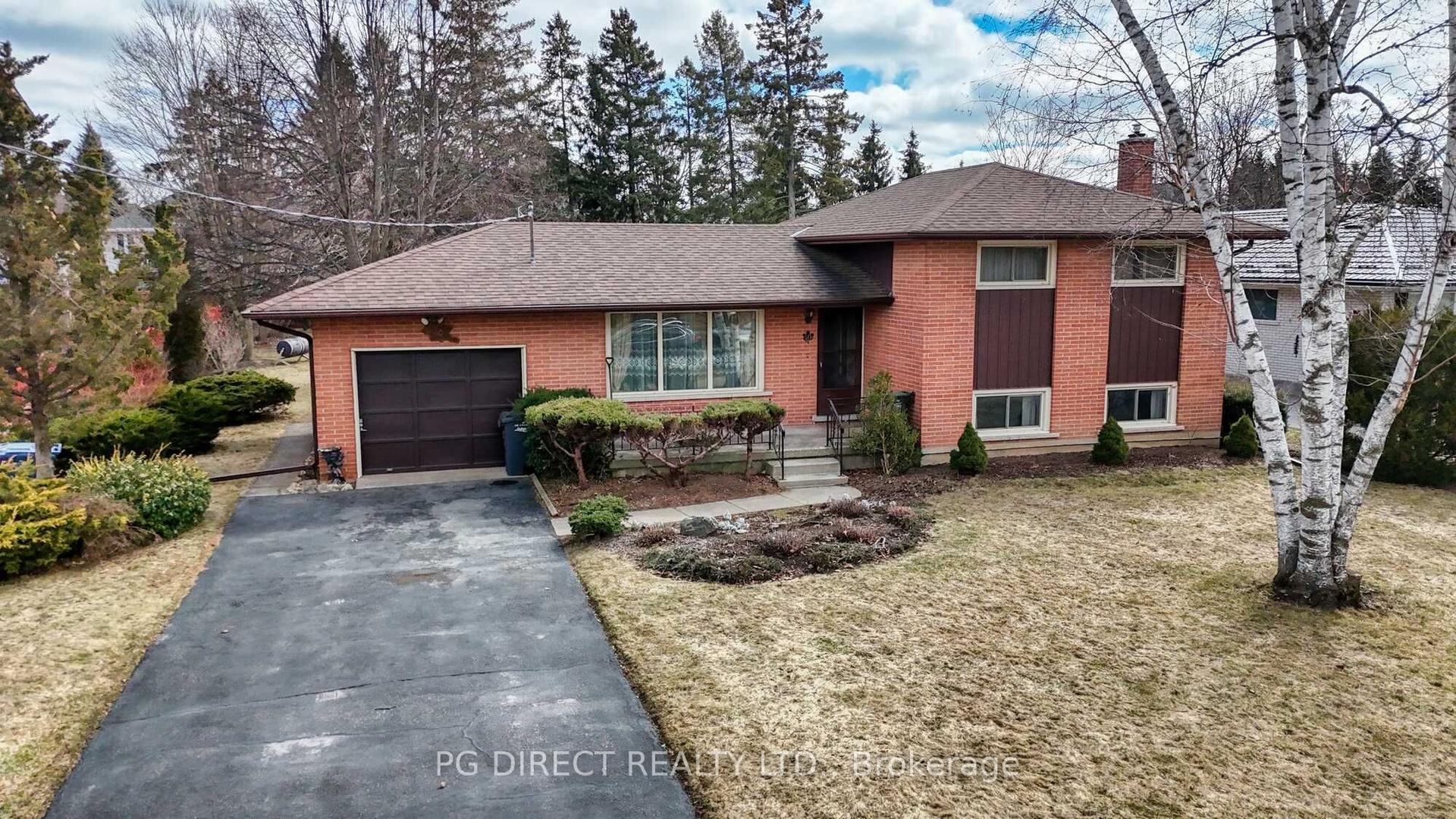 40 Ridgeway Avenue — photo 1