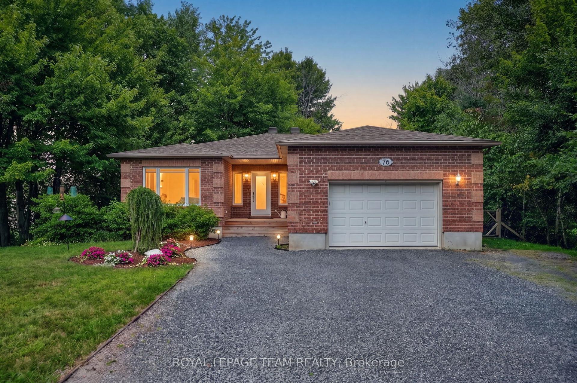 76 Manitou Street, The Nation — Detached for sale, photo 1