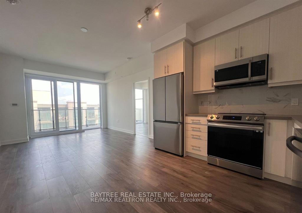 105 Oneida Crescent 1107 #1107, Richmond Hill — Condo for lease, photo 1