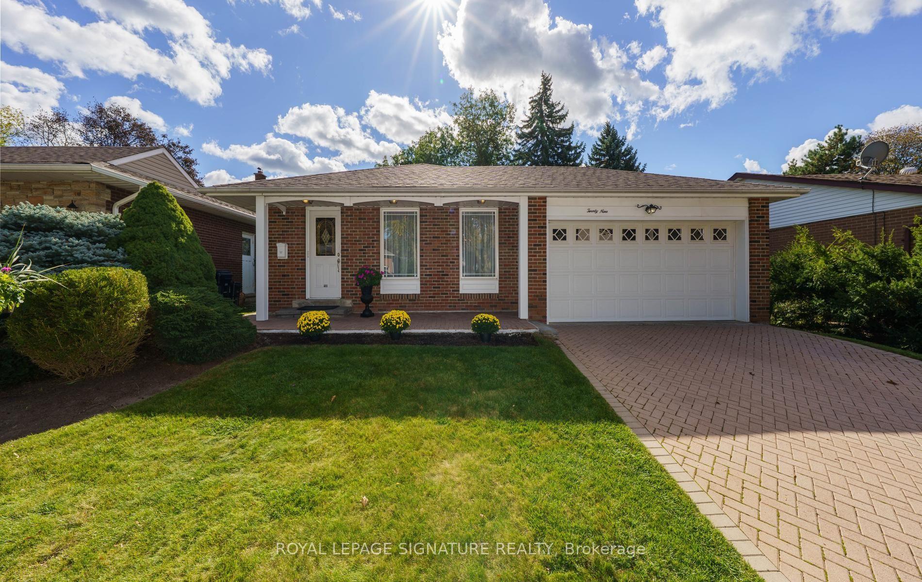 29 Fluellen Drive, Toronto — Detached for sale, photo 1