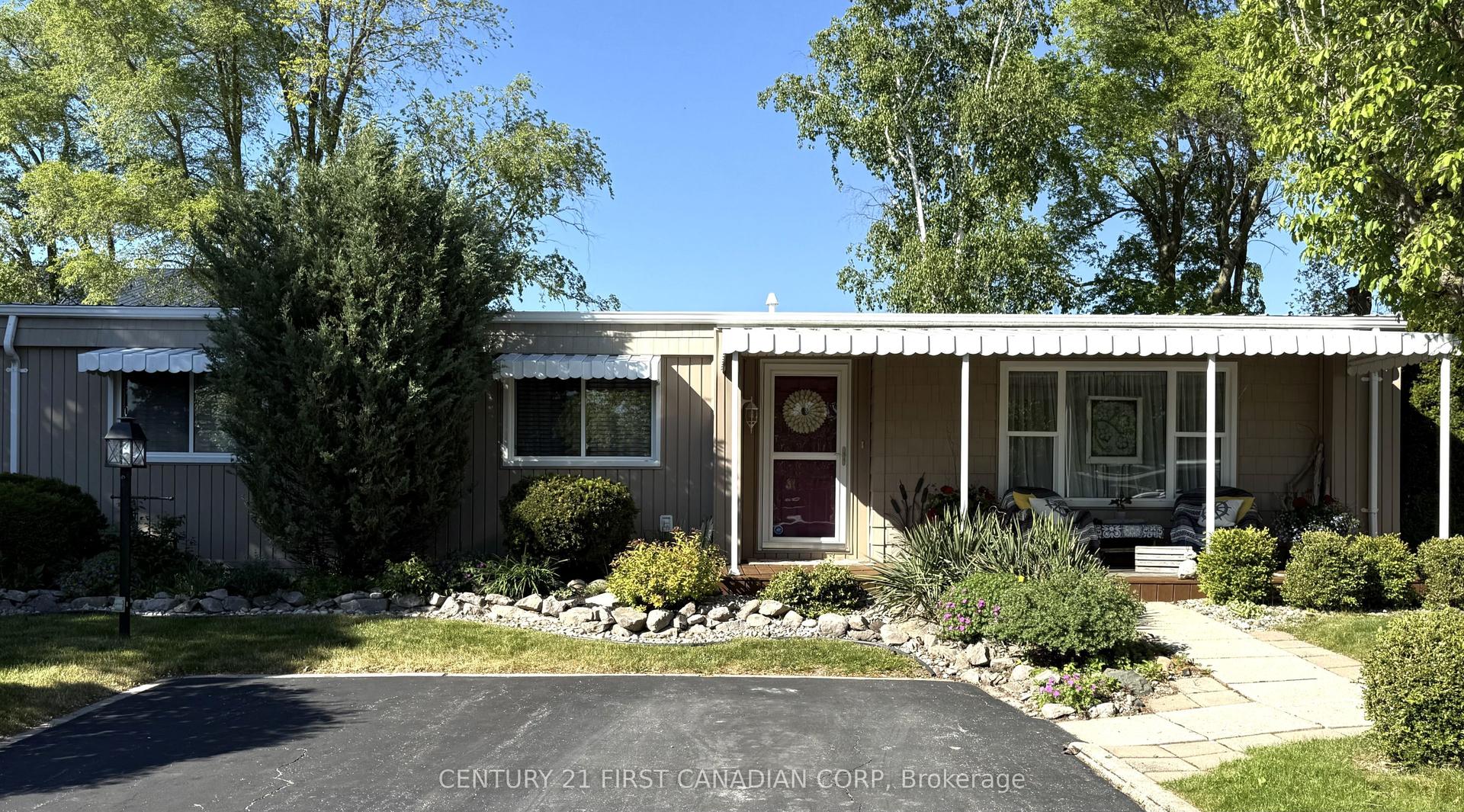 29 Maple Grove Court — photo 1
