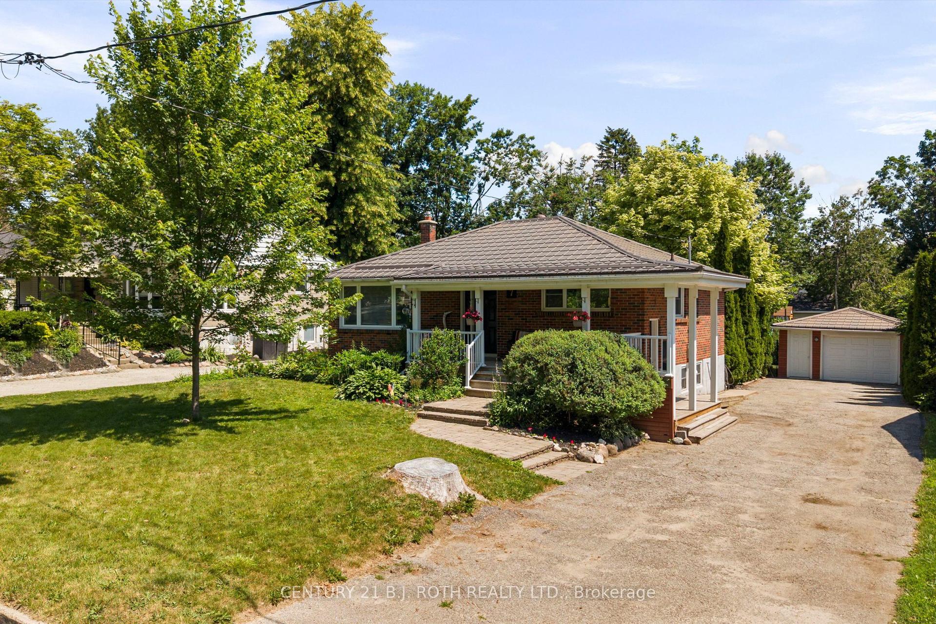 7 Vine Street, Barrie — Detached for sale, photo 1
