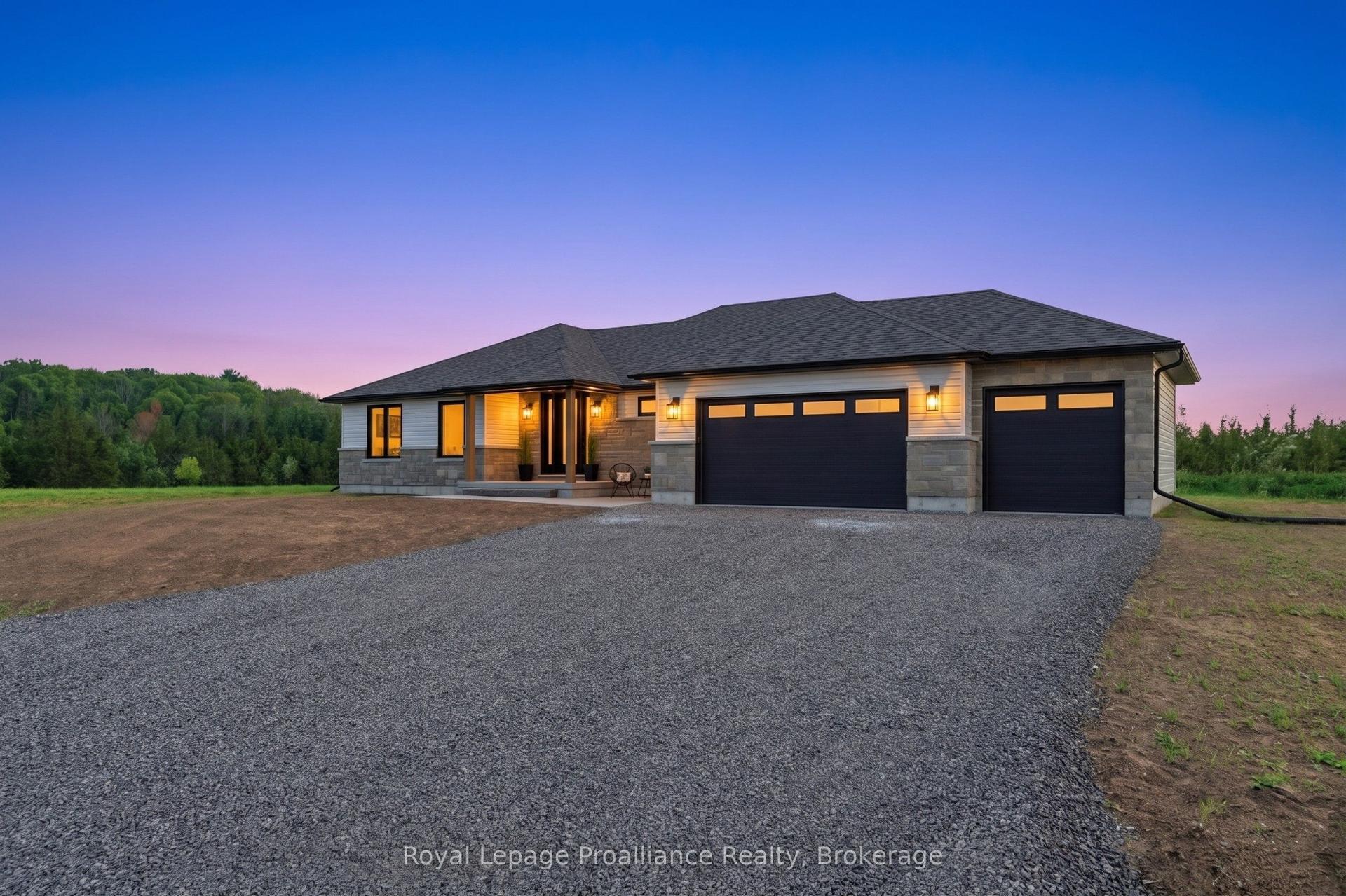 393 Michael's Way, Prince Edward County — Detached for sale, photo 1