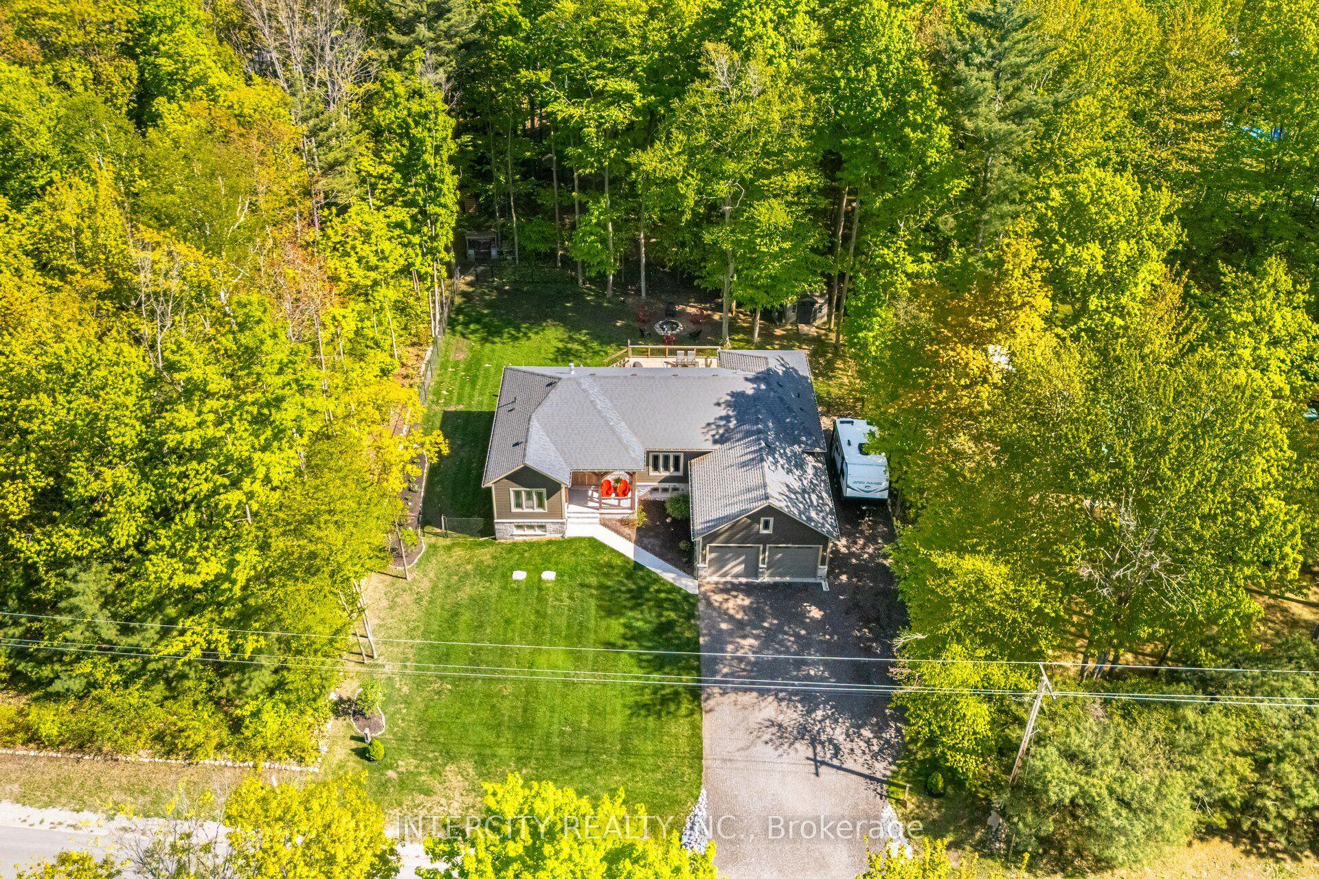41 Tall Pines Drive — photo 1