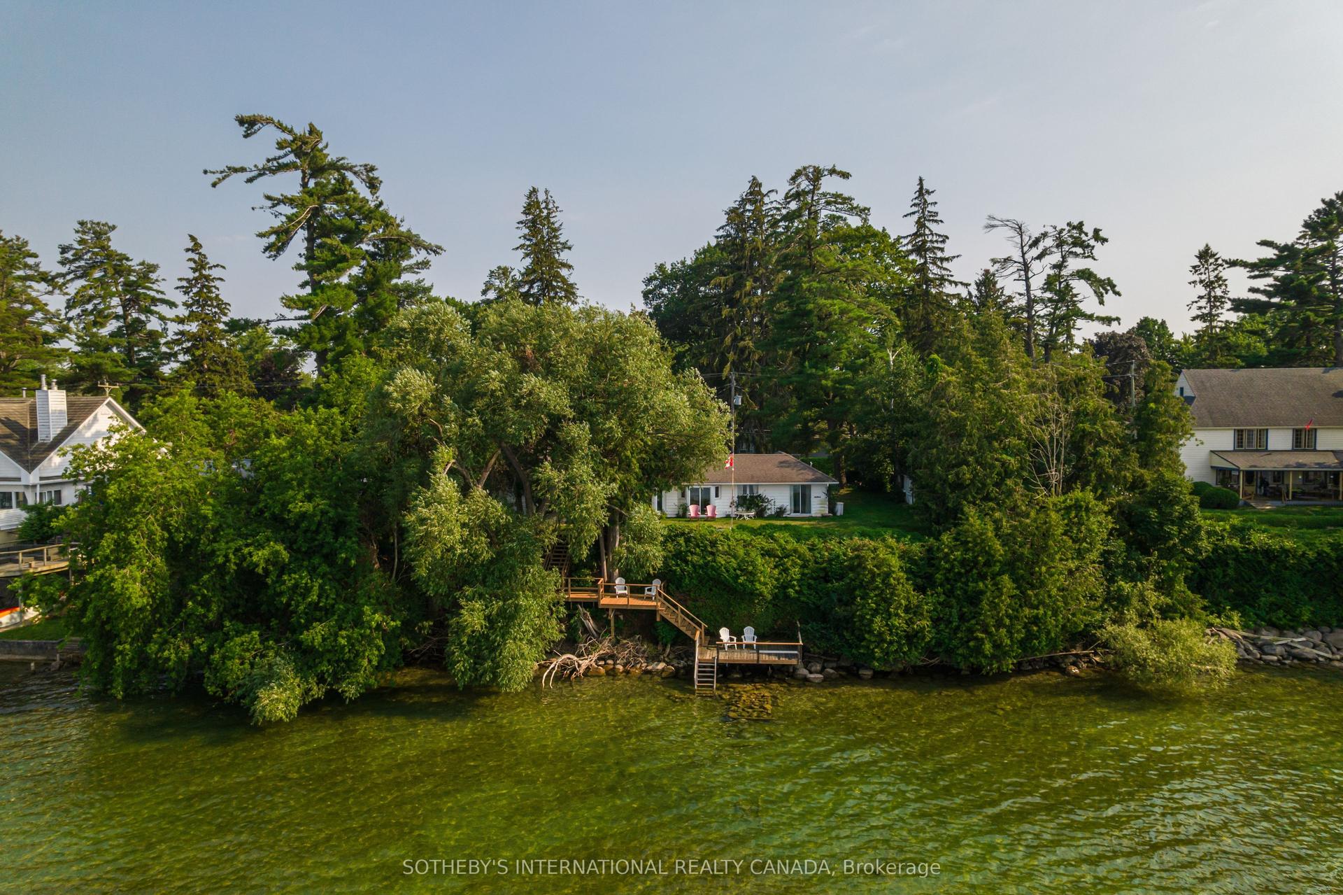 104 Hedge Road, Georgina — Detached for sale, photo 1