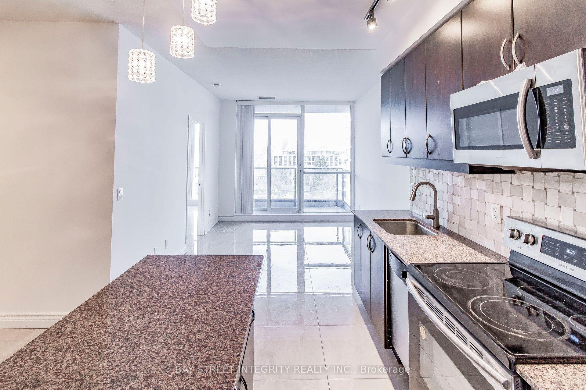 2885 Bayview Avenue 813 #813, Toronto — Condo for lease, photo 1