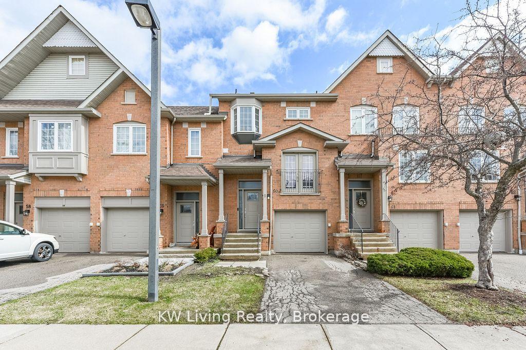 1588 South Parade Court 60 #60, Mississauga — Condo Town for sale, photo 1