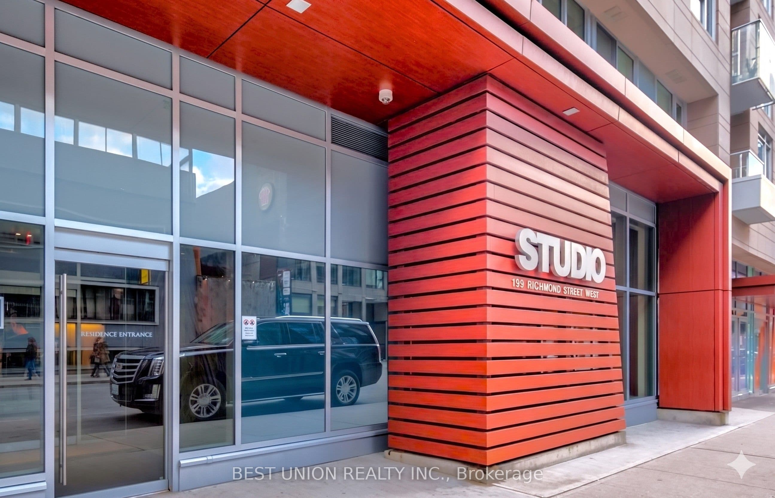 199 Richmond Street W 1407 #1407 — photo 1