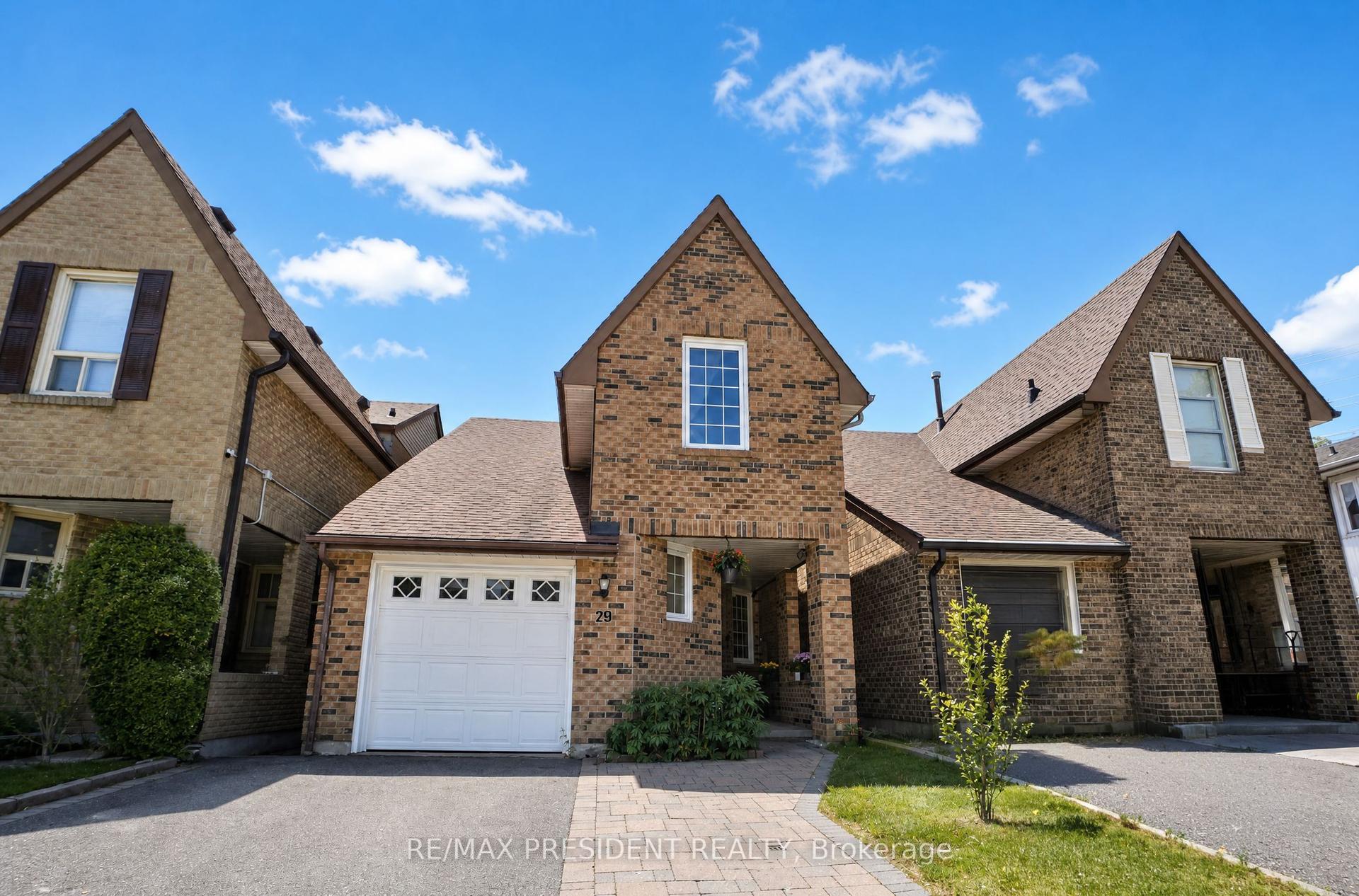 29 Norbrook Crescent — photo 1