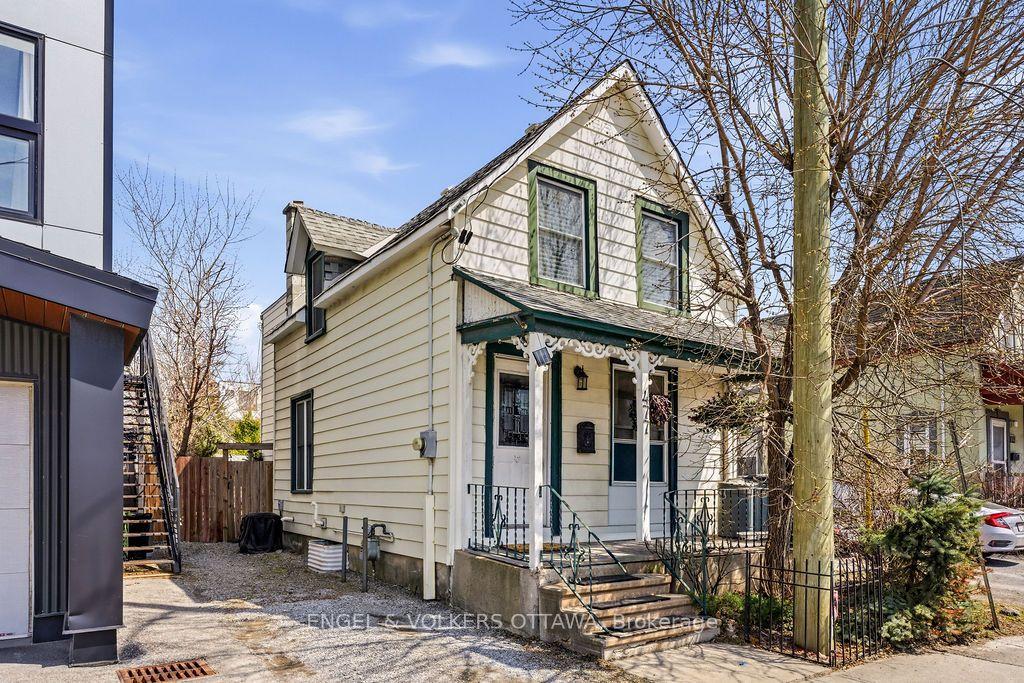 477 Booth Street — photo 1