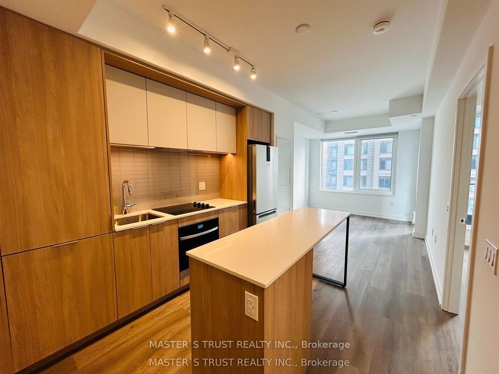 395 Square One Drive 2007 #2007, Mississauga — Condo for lease, photo 1