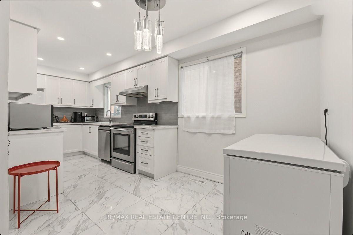 5013 Northern Lights Circle — photo 1