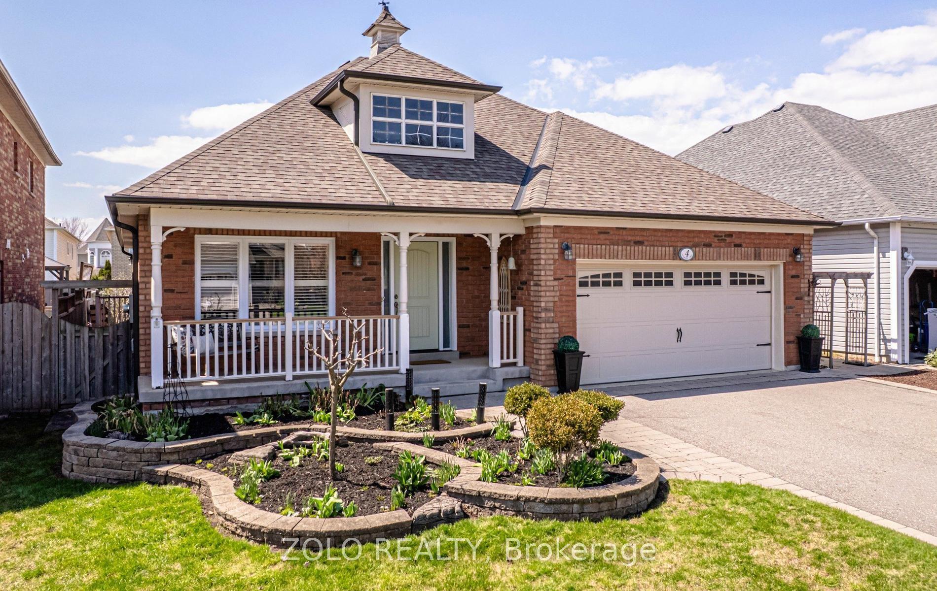 4 Sturgess Crescent — photo 1