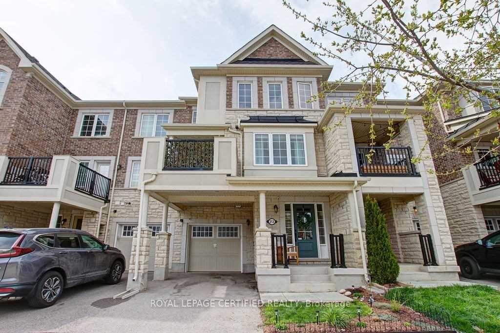 213 Betsy Drive N, Oakville — Townhouse for lease, photo 1