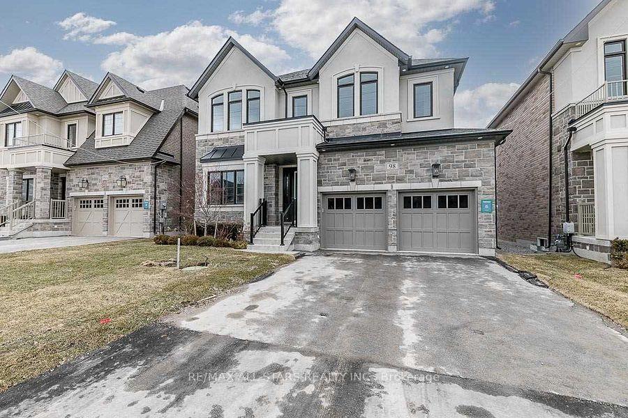 98 Church Street, Georgina — Detached for sale, photo 1