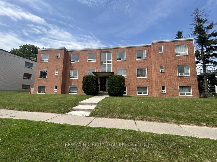 316 Saguenay Avenue 06 #06, Oshawa — Multiplex for lease, photo 1