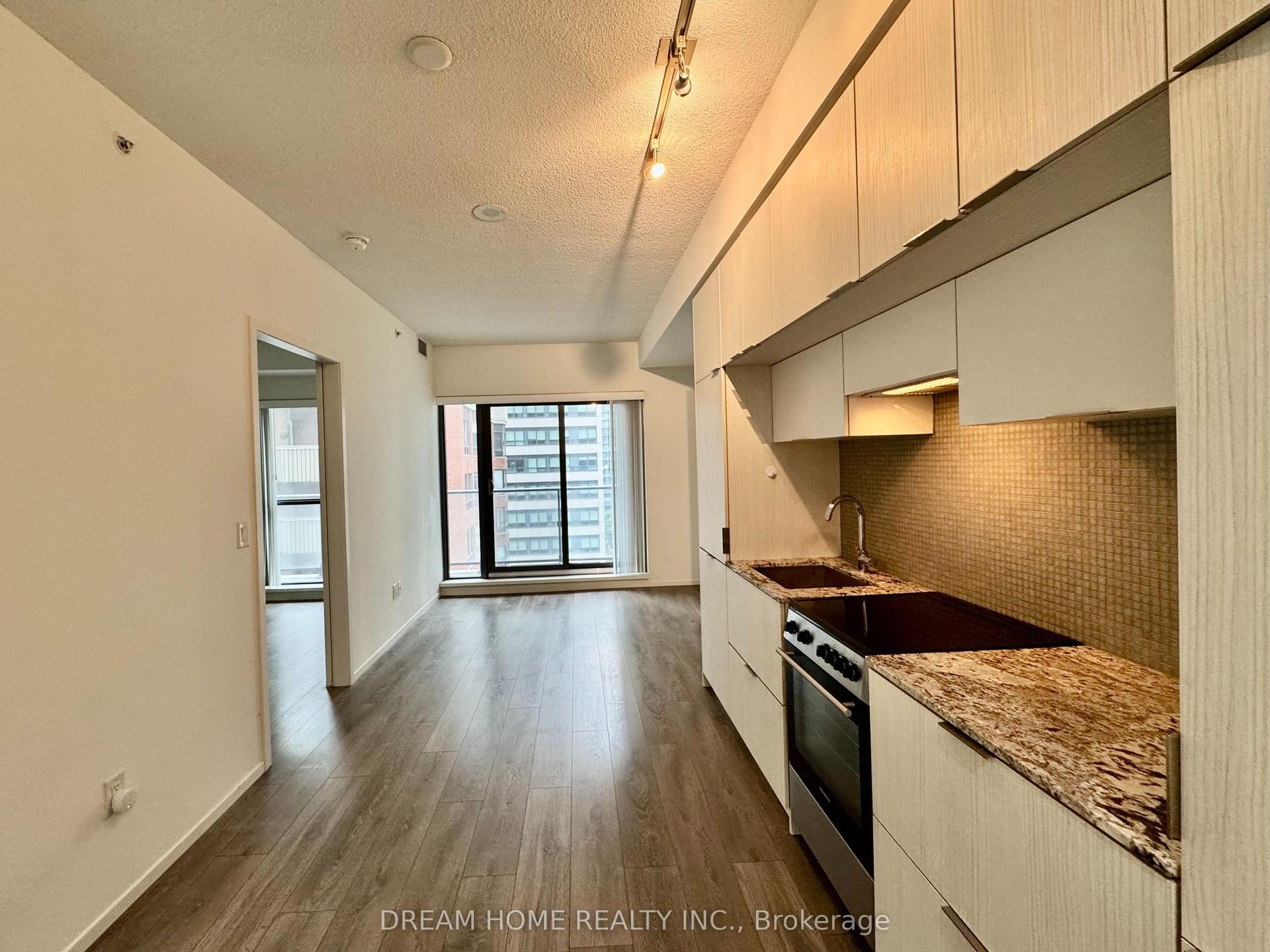 159 Dundas Street E 1202 #1202 — photo 1