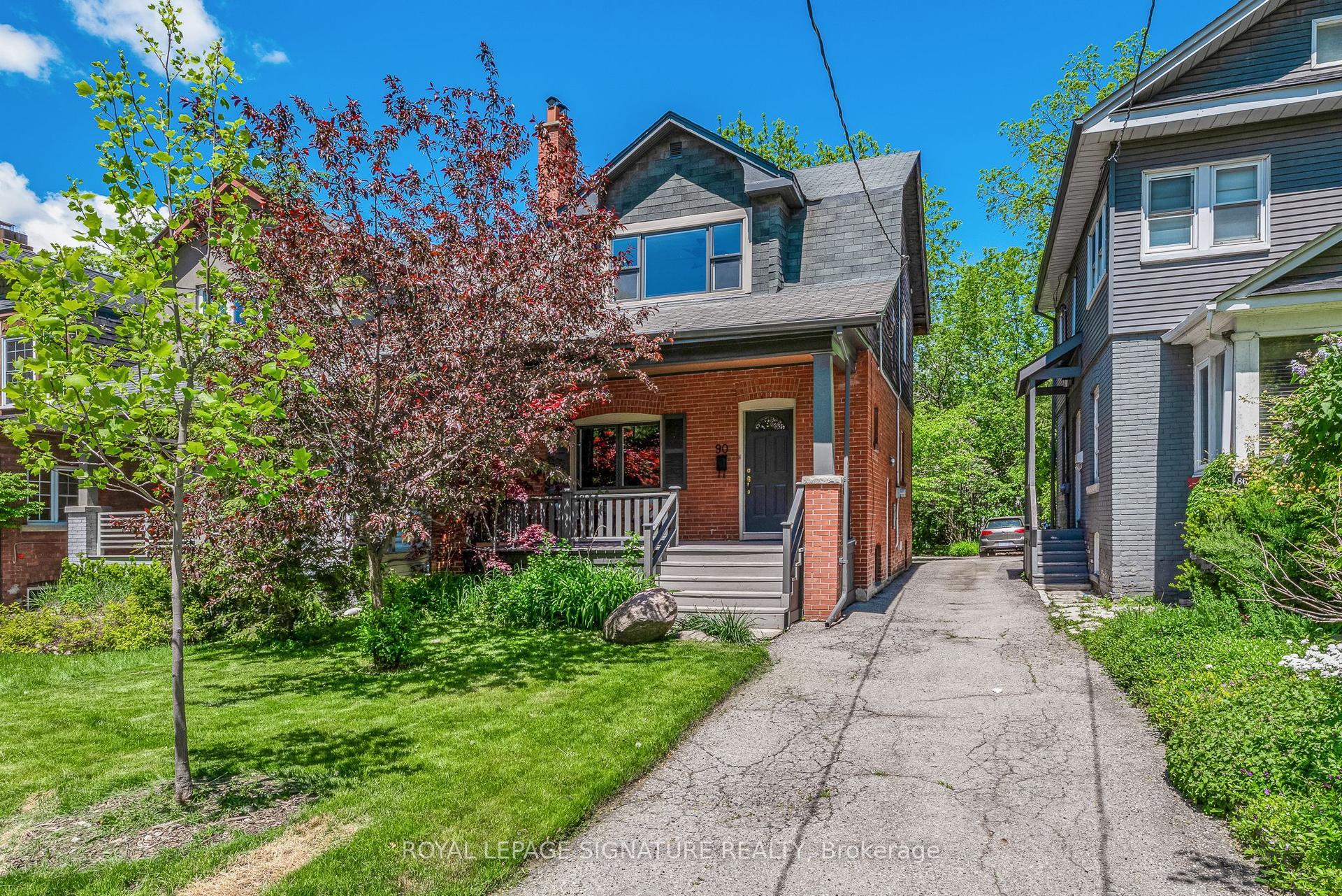 90 Roselawn Avenue — photo 1