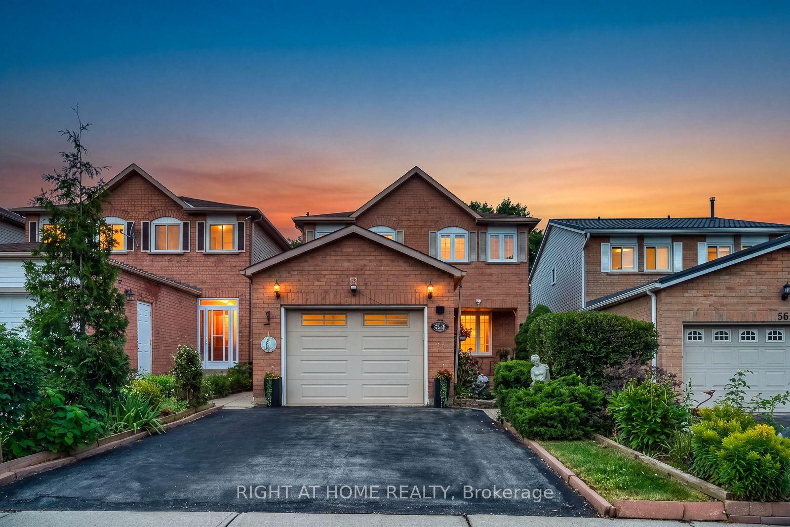 54 Niagara Place, Brampton — Detached for sale, photo 1
