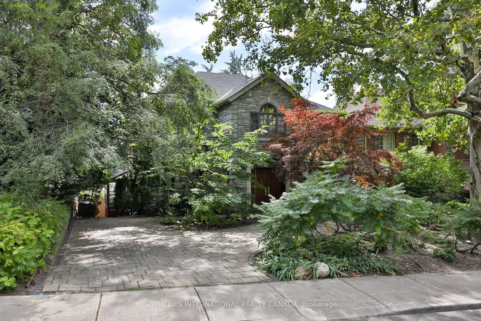 17 Wembley Road, Toronto — Detached for sale, photo 1