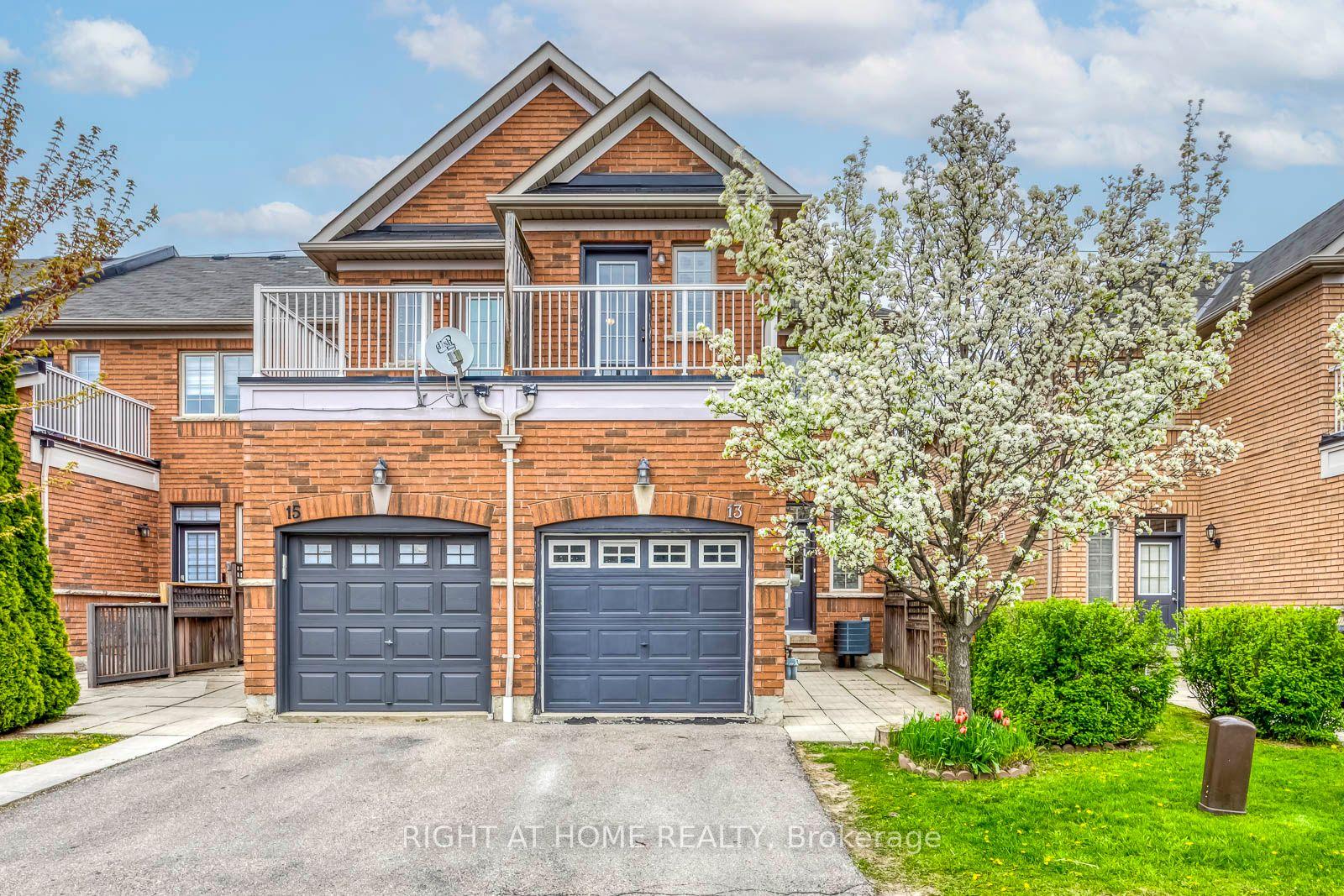 1015 Galesway Boulevard 13 #13 — photo 1