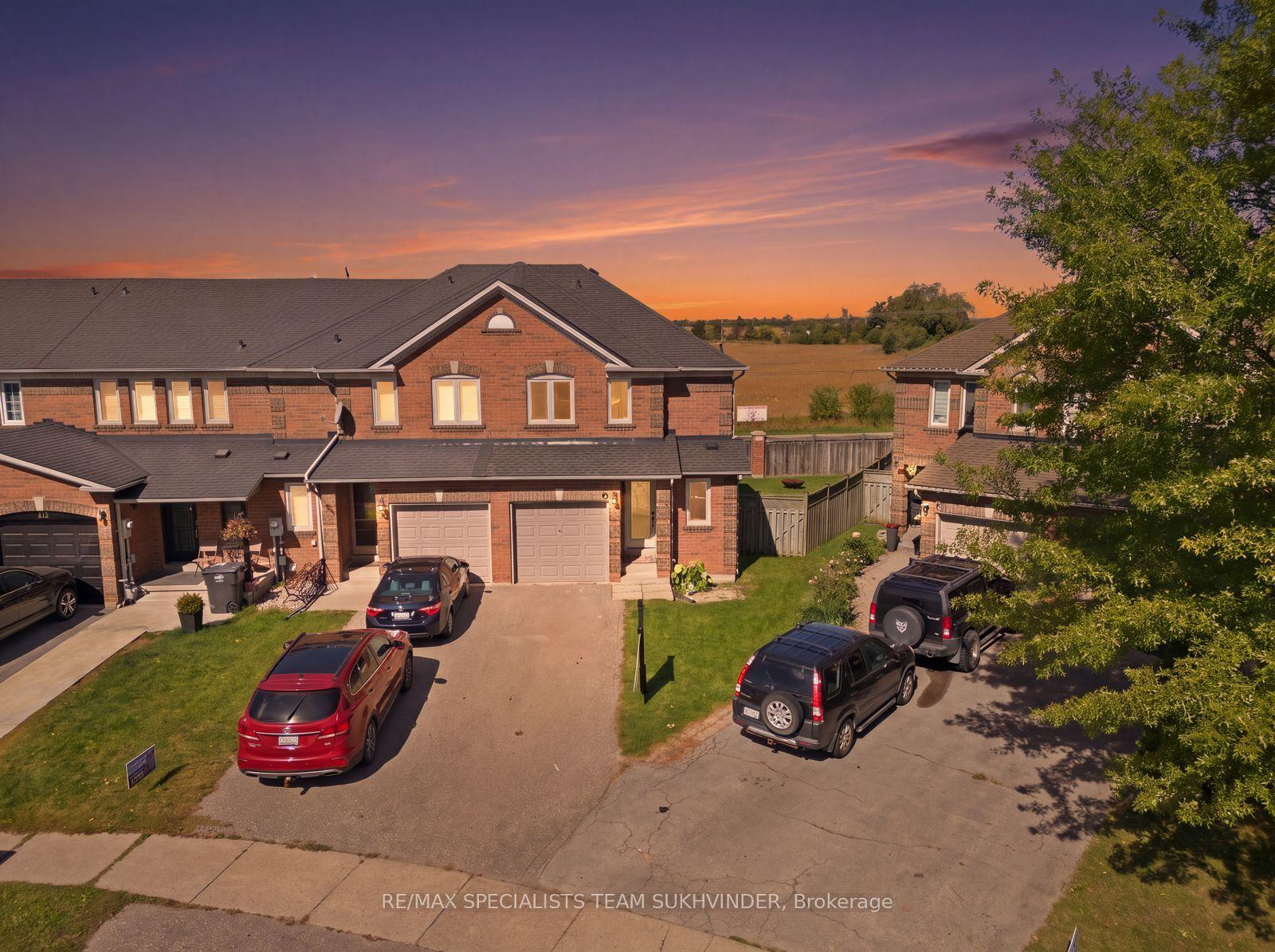 18 Alderbrook Place, Caledon — Townhouse for sale, photo 1